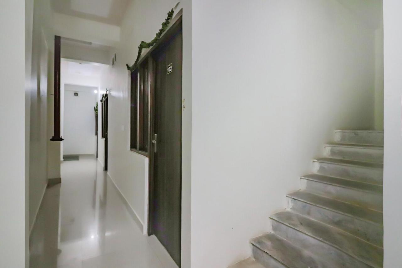 Rajlakshmi Guest House Mathura Luaran gambar